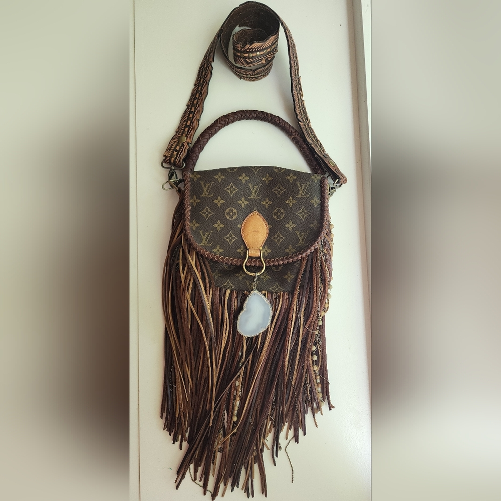 Vintage Boho Bags World Traveler Louis Vuitton Dirty Blonde Crossbody Bag